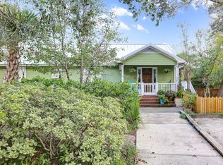 10 N 7th St, Carolina Beach, NC 28428