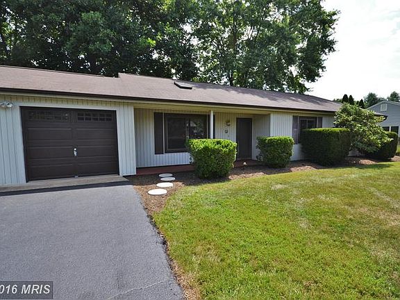 3rd image of 7249 Twilight Ct
