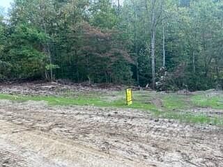 2nd image of 900 Wilber Rd