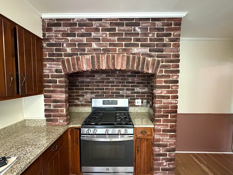 58 Berks St — Photo 7