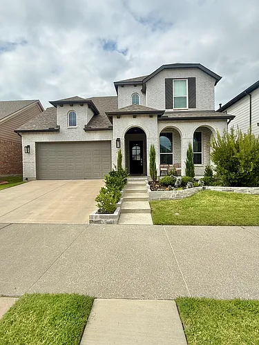 1712 Homestead Way Photo 1