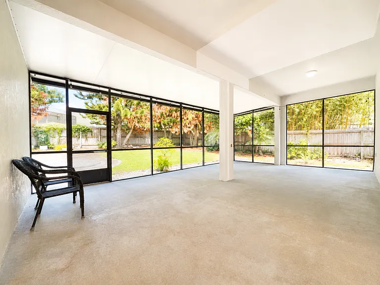 1636 Thoroughbred Dr — Photo 25