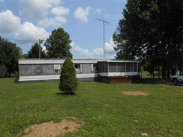 2nd image of 536 Schores Ln