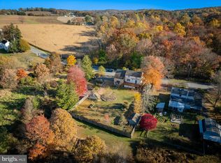 925 Harmonyville Rd, Pottstown, PA 19465