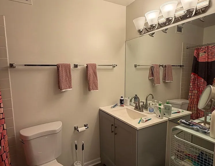 402 Harper Ave — Photo 1