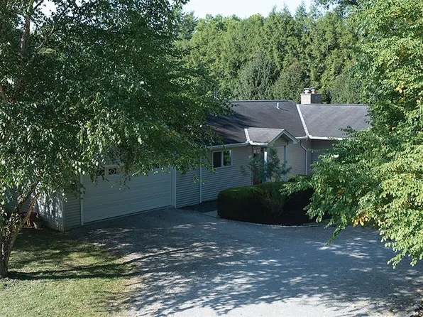 5773 Wayside Ave, Cincinnati, OH 45230