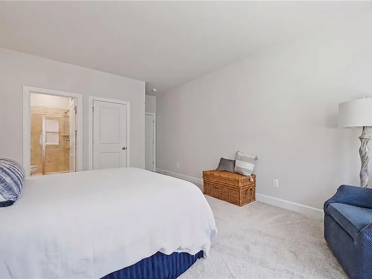 2200 Fallon Cir — Photo 14