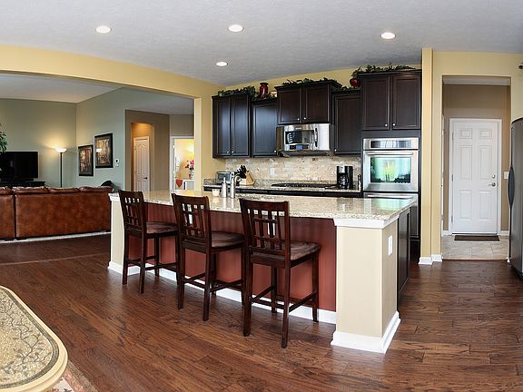 5th image of 8980 Snowberry Ct