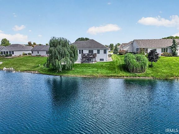 5th image of 825 Windpoint Ct