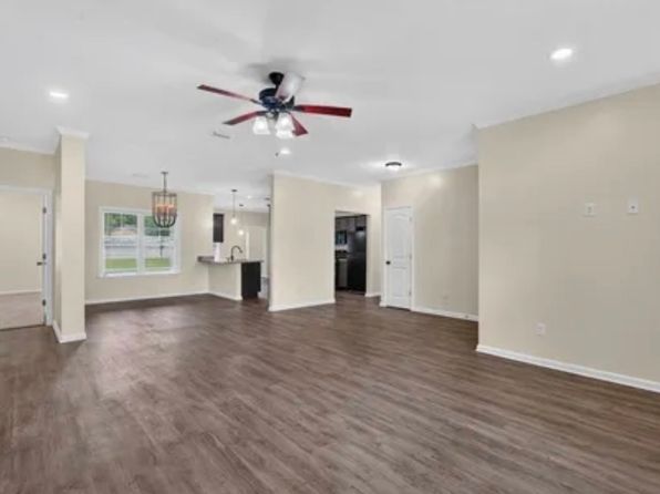 59 Lakeview Cir