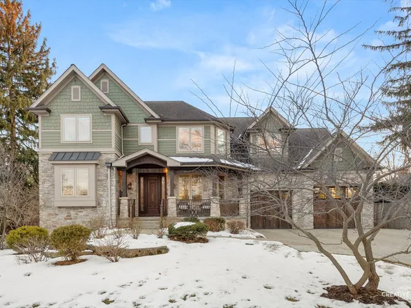 421 Bunning Dr, Downers Grove, IL 60516