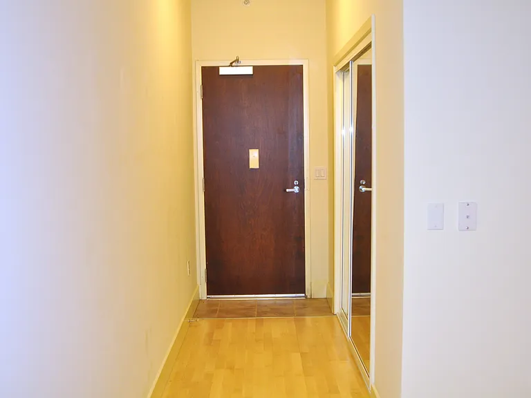1630 California Street — Photo 36