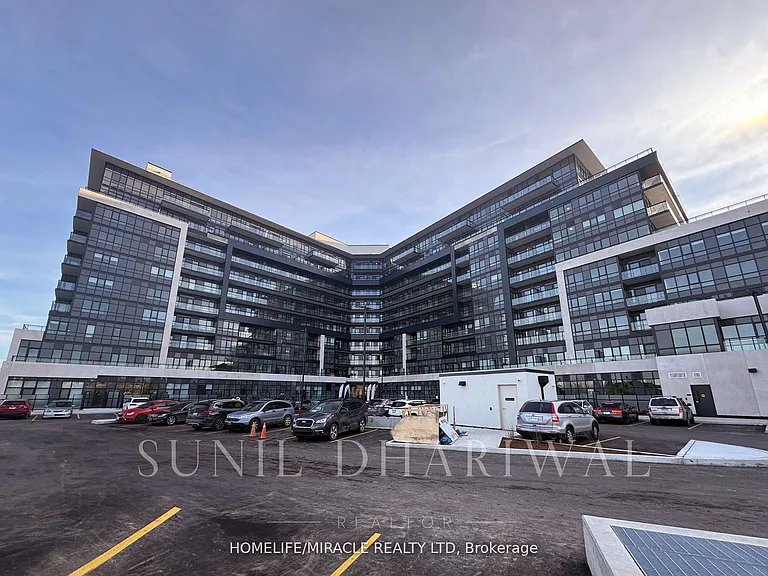 395 Dundas St W #122 — Photo 22