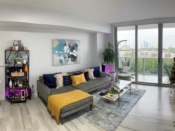 16385 Biscayne Blvd #1118, North Miami Beach, FL 33160
