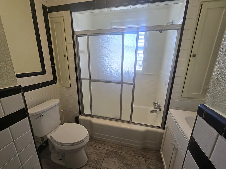 3828 Avenue S 1/2 — Photo 11