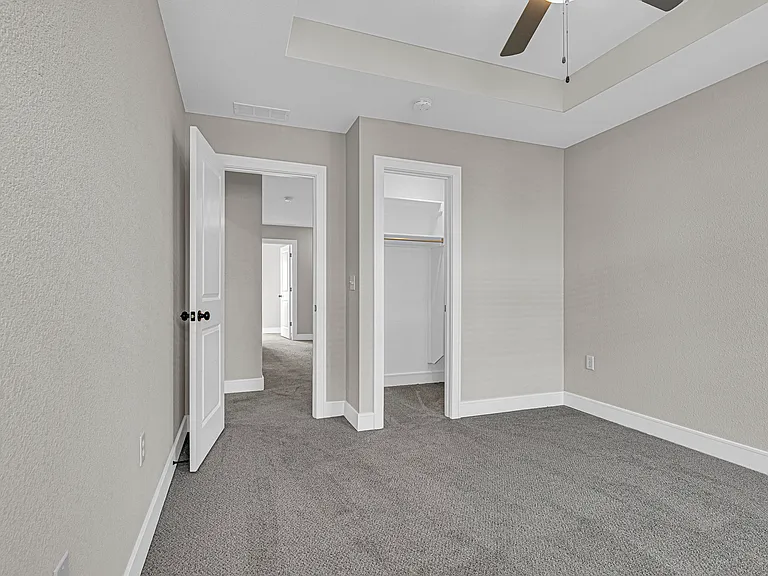 7336 N Griffey St — Photo 20