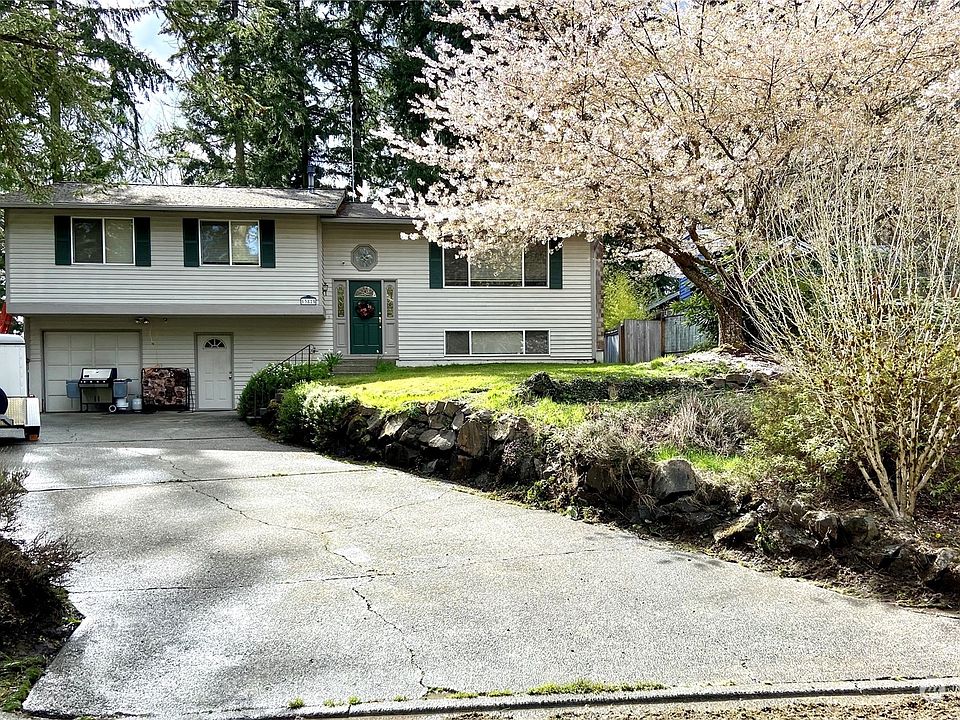 1st image of 13825 70th Avenue NE