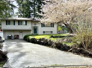 13825 70th Ave NE, Kirkland, WA