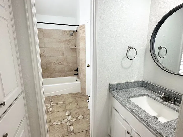 1800 Dukes Dr — Photo 16