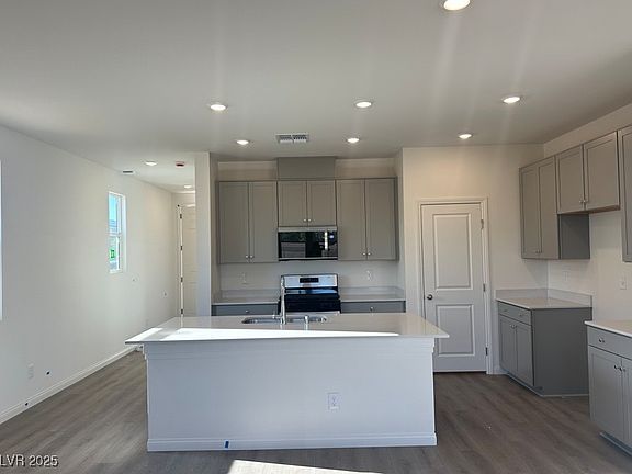 3rd image of 4153 Texas Lilac Ave
