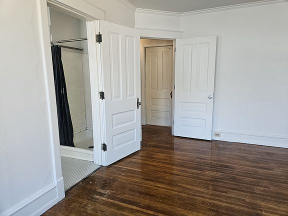 3rd image of 1541 Mineral Spring Rd #2