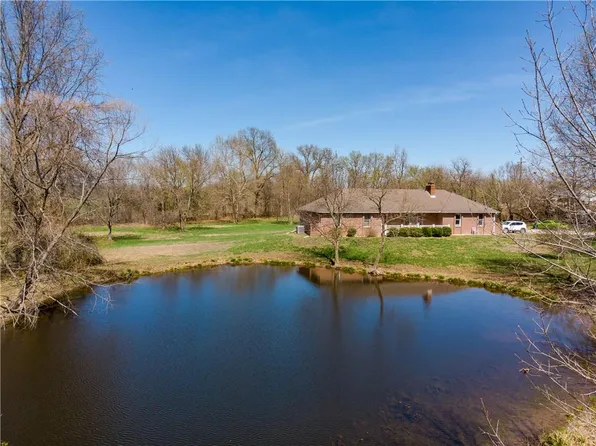 183-265 Private Rd, Clinton, MO 64735