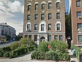 Rented by ZealEstate Group Inc