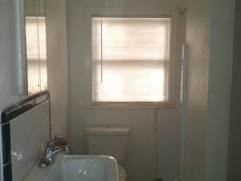 707 Texas Ave — Photo 4