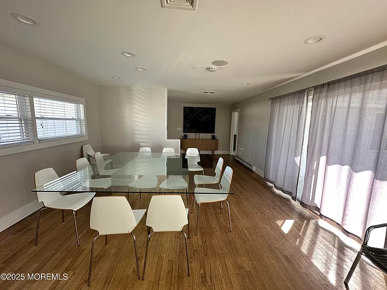 330 Highland Ave — Photo 9