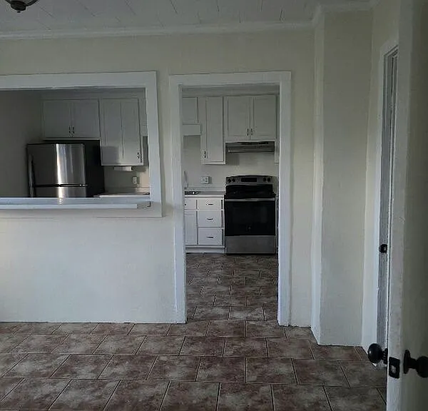 451 Mosley Rd — Photo 13