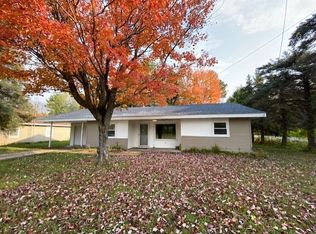 311 S Main St, Roscommon, MI 48653