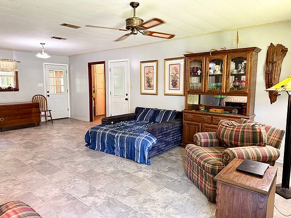4th image of 246 Indian Village Dr