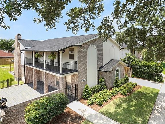 4th image of 4800 Marseilles Pl