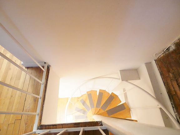 5th image of 425 E 77th St APT C