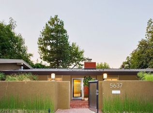 5637 Spreading Oak Dr, Los Angeles, CA 90068