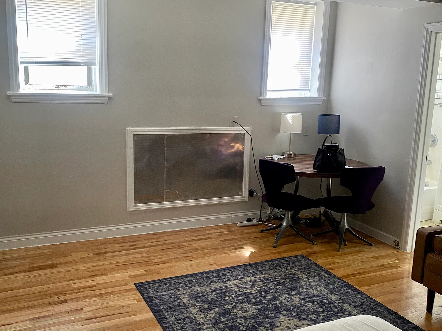 Studio, 350 sqft, $1,000 — Photo 3