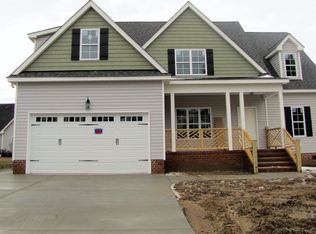 1216 Spring Forest Dr, Rocky Mount, NC 27803