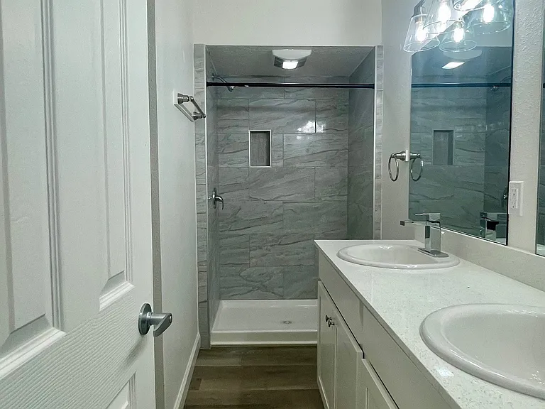 Concord Crossing Apartments — Photo 24