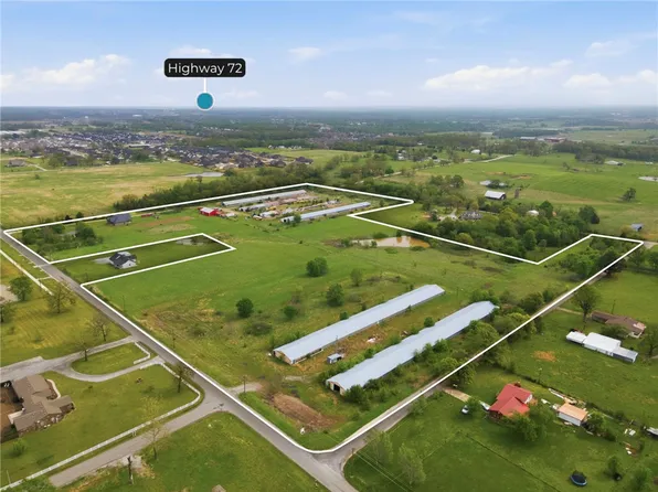 8778 N Tycoon Rd, Centerton, AR 72719