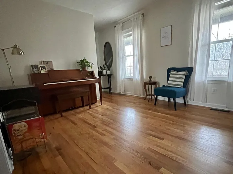 3911 Englewood Ct — Photo 8
