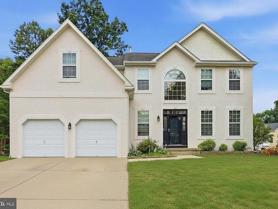 1st image of 12 Kelly Dr