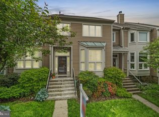 18 Stablemere Ct, Baltimore, MD 21209