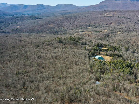 4th image of 256 Macdaniel Road