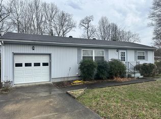 1109 Cranbrook Dr, Hixson, TN 37343