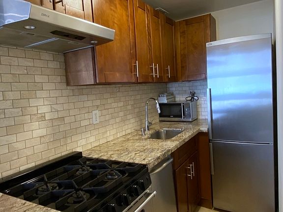 4th image of 334 W 88th St APT 5