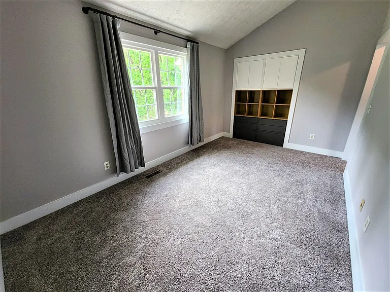 141 Thistle Ln — Photo 12