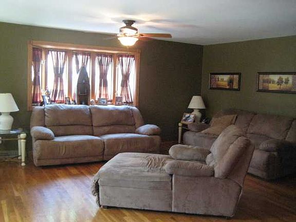 2nd image of 3682 W Arrowhead Dr