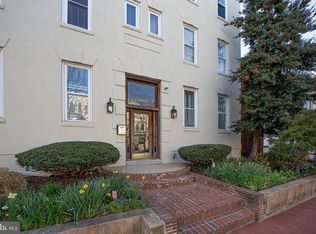 676 4th St NE APT 404, Washington, DC 20002