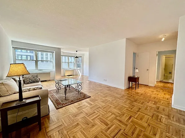 205 E 63rd St APT 10C, Manhattan, NY 10065
