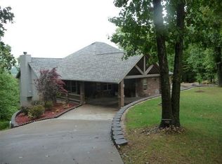 400 Plateau Ln, Kimberling City, MO 65686